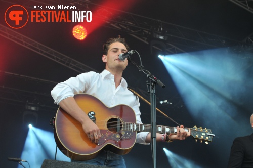 Douwe Bob op Retropop 2015 foto