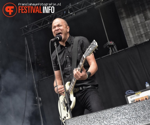 Danko Jones op Graspop Metal Meeting 2015 foto