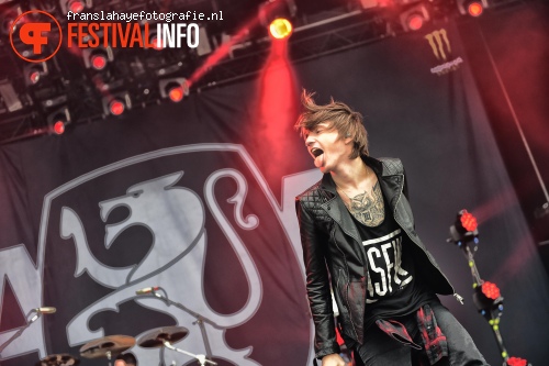 Asking Alexandria op Graspop Metal Meeting 2015 foto