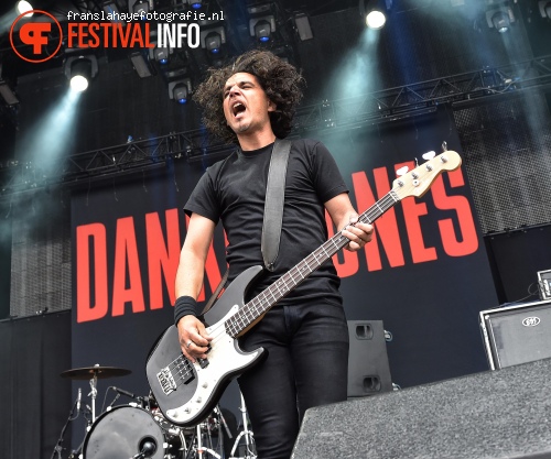 Danko Jones op Graspop Metal Meeting 2015 foto