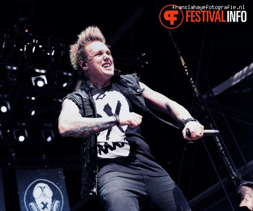 Papa Roach op Graspop Metal Meeting 2015 foto