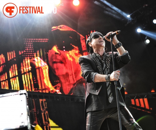 Scorpions op Graspop Metal Meeting 2015 foto