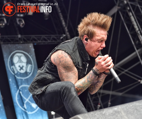 Papa Roach op Graspop Metal Meeting 2015 foto