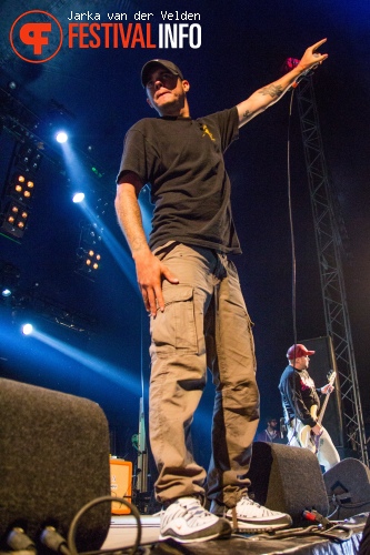 Expire op Jera On Air 2015 - Vrijdag foto
