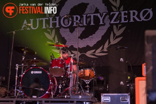 Authority Zero op Jera On Air 2015 - Zaterdag foto