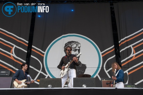 The Vaccines op Mumford and Sons - 04/05 - Goffertpark foto