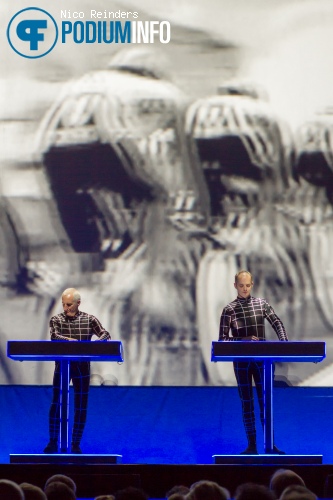 Kraftwerk op Kraftwerk - 03/07 - Tivolivredenburg foto