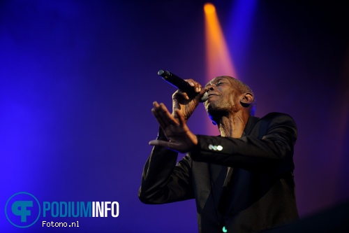 Faithless op Faithless - 05/07 - Strijp-S foto