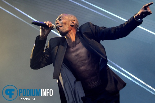 Faithless op Faithless - 05/07 - Strijp-S foto