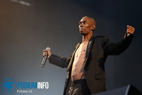 Faithless op Faithless - 05/07 - Strijp-S foto