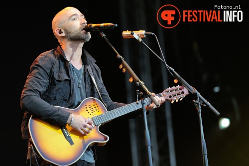 Ed Kowalczyk op Bospop 2015 - Zaterdag foto