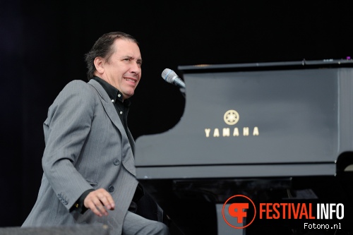 Jools Holland & His R&B Orchestra op Bospop 2015 - Zondag foto