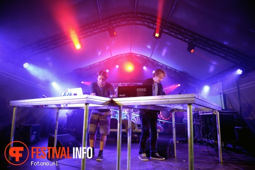 Weval op Welcome To The Village 2015 - vrijdag foto