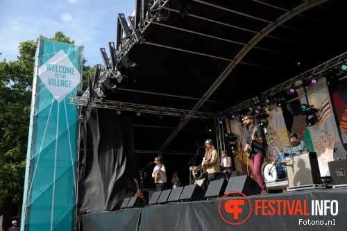 Jacco Gardner op Welcome To The Village 2015 - vrijdag foto