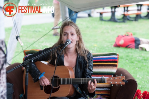 Amber Kamminga op Festival The Brave 2015 foto