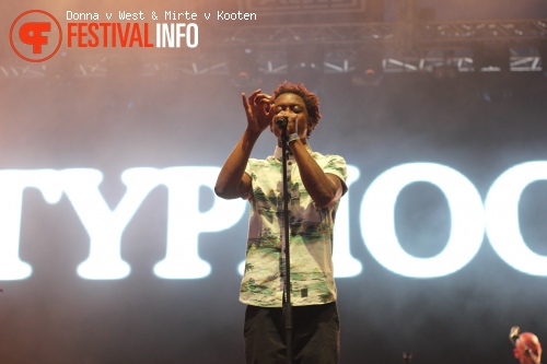 Typhoon op Sziget 2015 - Woensdag foto