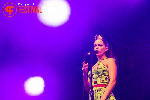 Imelda May op Lowlands 2015 - vrijdag foto