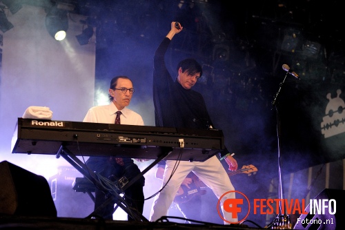 FFS (Franz Ferdinand & Sparks) op Lowlands 2015 - zaterdag foto