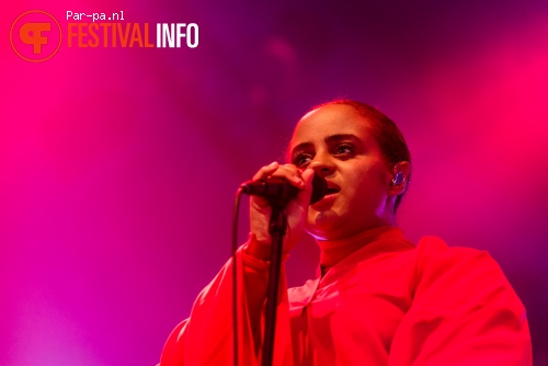 Seinabo Sey op Lowlands 2015 - zaterdag foto