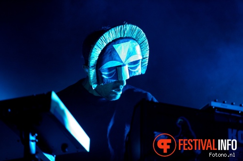 SBTRKT op Lowlands 2015 - zaterdag foto