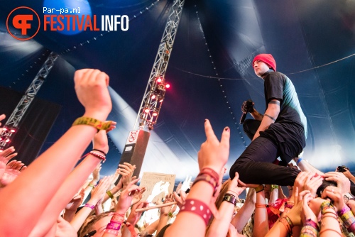 Twenty One Pilots op Lowlands 2015 - zondag foto