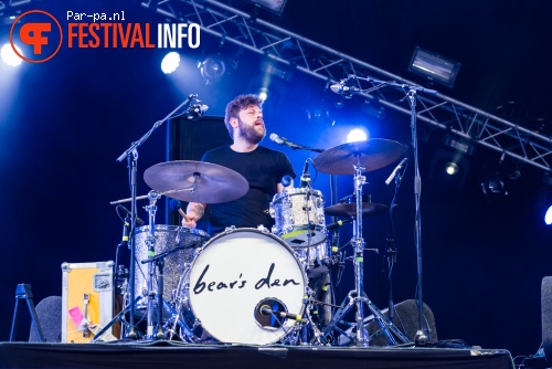 Bear's Den op Lowlands 2015 - zondag foto