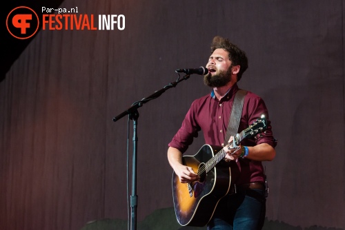 Passenger (Singer-songwriter) op Lowlands 2015 - zondag foto