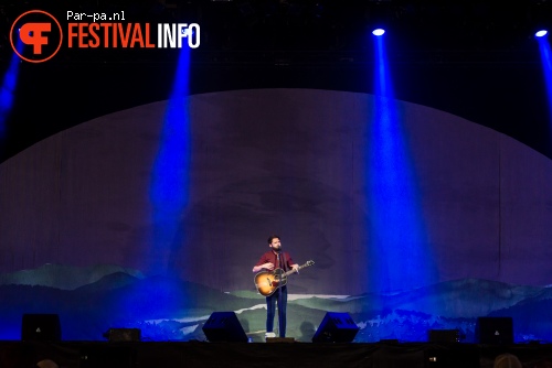 Passenger (Singer-songwriter) op Lowlands 2015 - zondag foto