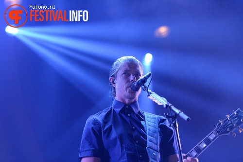 Interpol op Lowlands 2015 - zondag foto