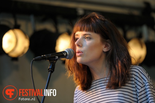 Hannah Lou Clark op Amsterdam Woods Festival 2015 - zaterdag foto