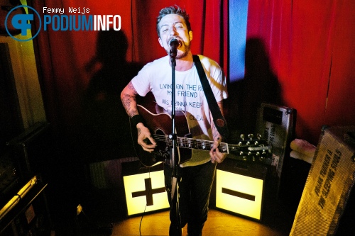 Frank Turner op Frank Turner - 11/09 - Backstage Hotel foto