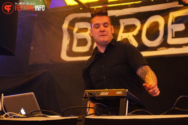 Iszoloscope op Baroeg Open Air 2015 foto
