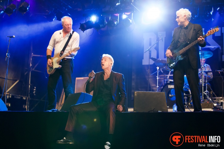 Dr Feelgood op Bluesrock Festival Tegelen 2015 foto