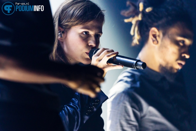 Christine And The Queens op Christine and the Queens - 05/10 - Melkweg foto