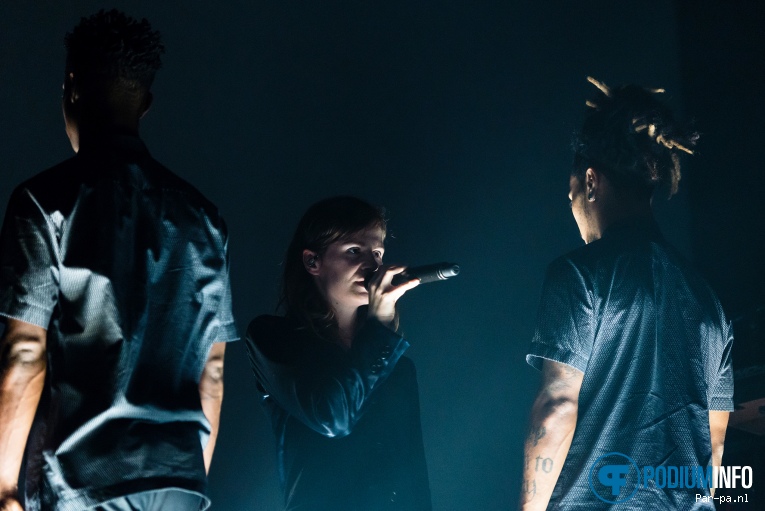Christine And The Queens op Christine and the Queens - 05/10 - Melkweg foto