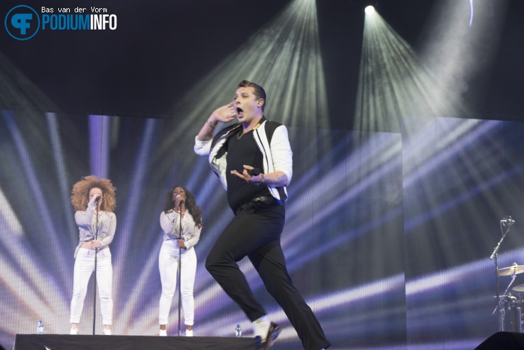 John Newman op 538LIVE XXL 2015 foto