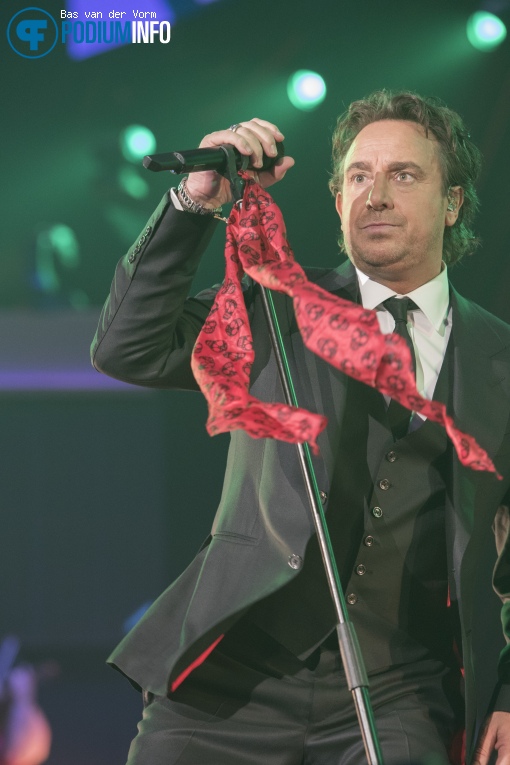 Marco Borsato op Symphonica in Rosso met Marco Borsato - 23/10 - Ziggo Dome foto