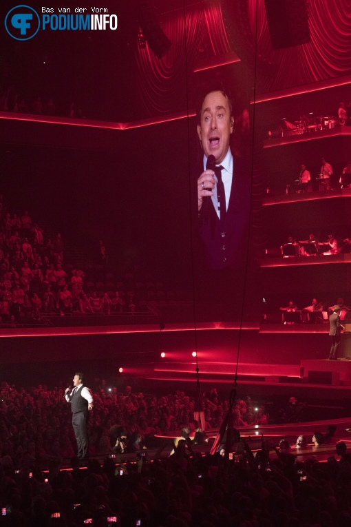 Marco Borsato op Symphonica in Rosso met Marco Borsato - 23/10 - Ziggo Dome foto