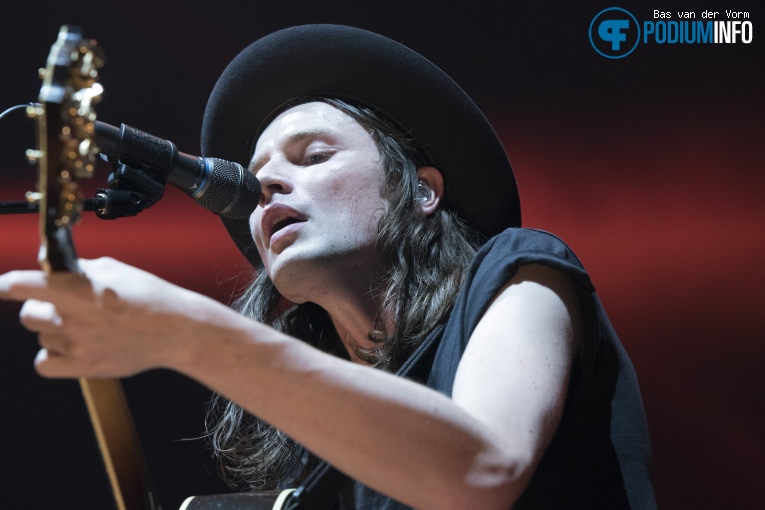 James Bay op James Bay - 23/10 - Heineken Music Hall foto