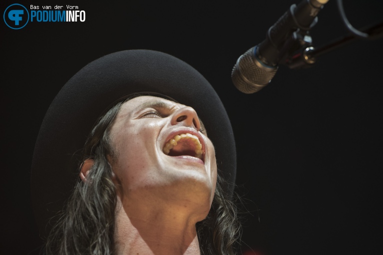 James Bay op James Bay - 23/10 - Heineken Music Hall foto
