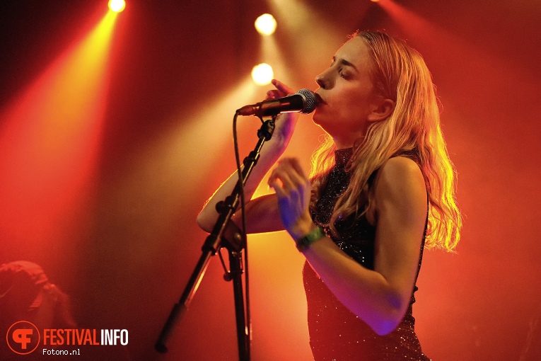 Pumarosa op London Calling 2015 #2 - zaterdag foto