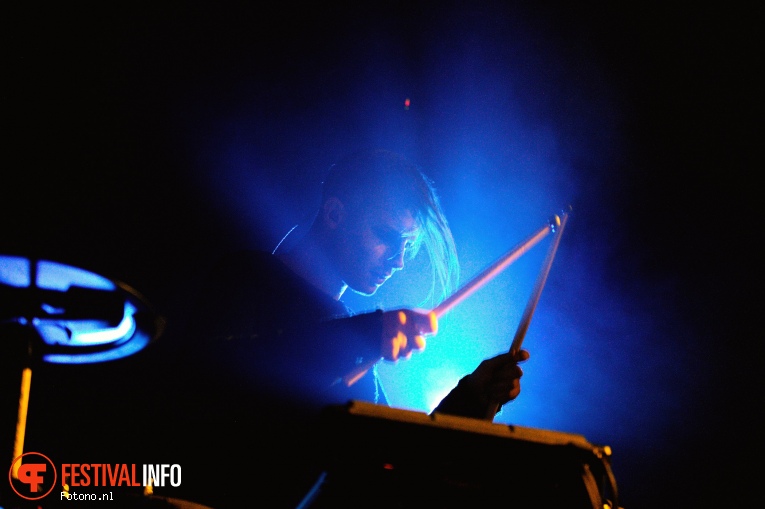 Låpsley op London Calling 2015 #2 - zaterdag foto