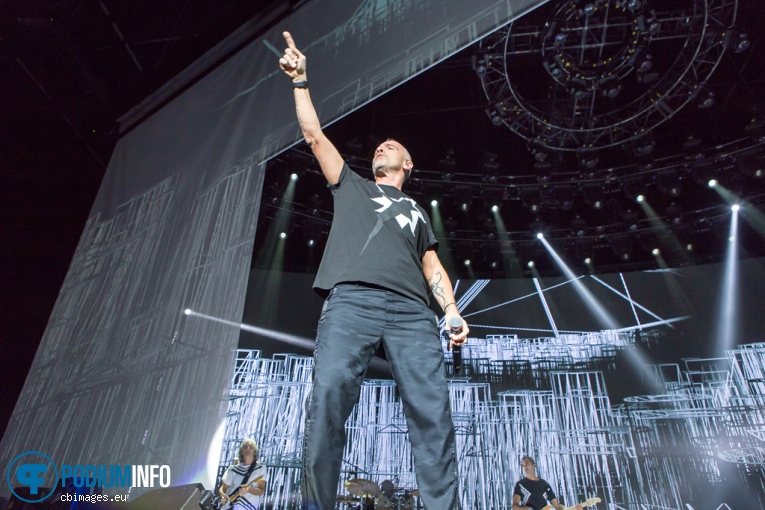 Eros Ramazzotti op Eros Ramazzotti - 03/11 - Ziggo Dome foto