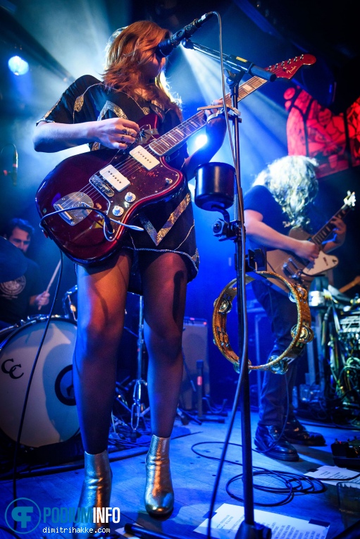 Best Coast op Best Coast - 4/11 - Bitterzoet foto