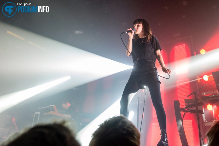 Chvrches op CHVRCHES - 13/11 - Melkweg foto