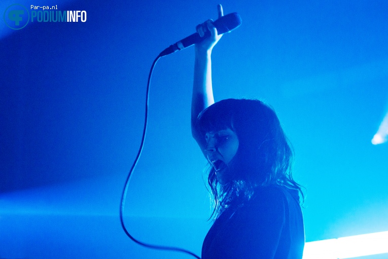 Chvrches op CHVRCHES - 13/11 - Melkweg foto