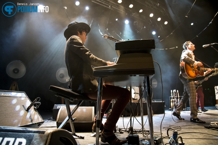 Douwe Bob op Douwe Bob - 13/11 - Effenaar foto