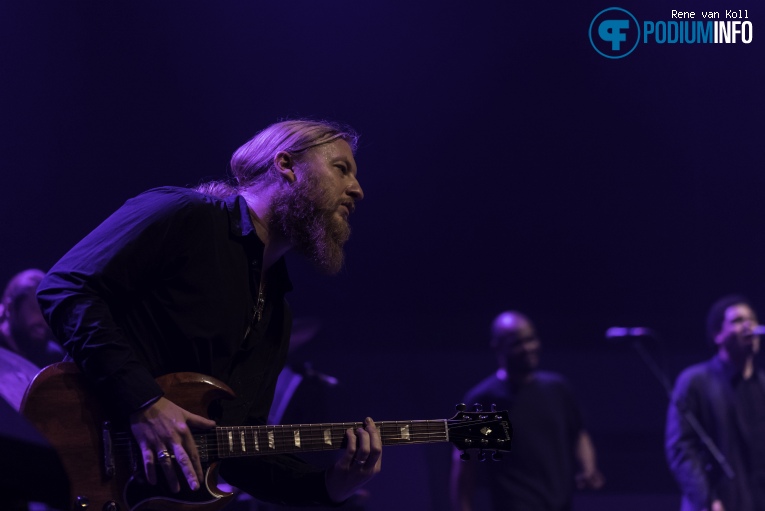 Tedeschi Trucks Band op Tedeschi Trucks Band - 17/11 - TivoliVredenburg foto