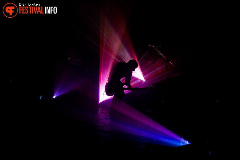 A Place To Bury Strangers op Le Guess Who? 2015 - Vrijdag foto