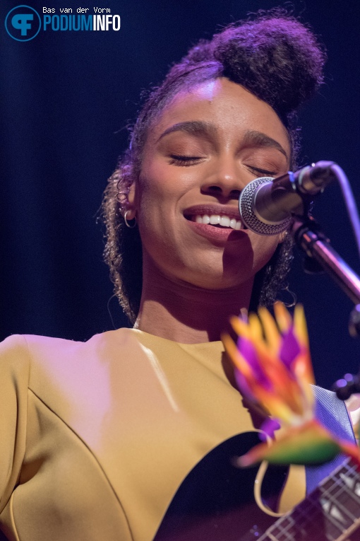 Lianne La Havas op Lianne La Havas - 27/11 - TivoliVredenburg foto